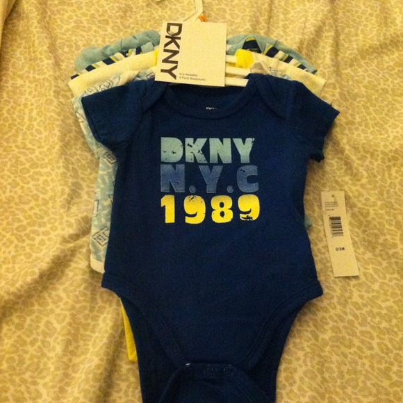 Onesies 🔴 SOLD🔴