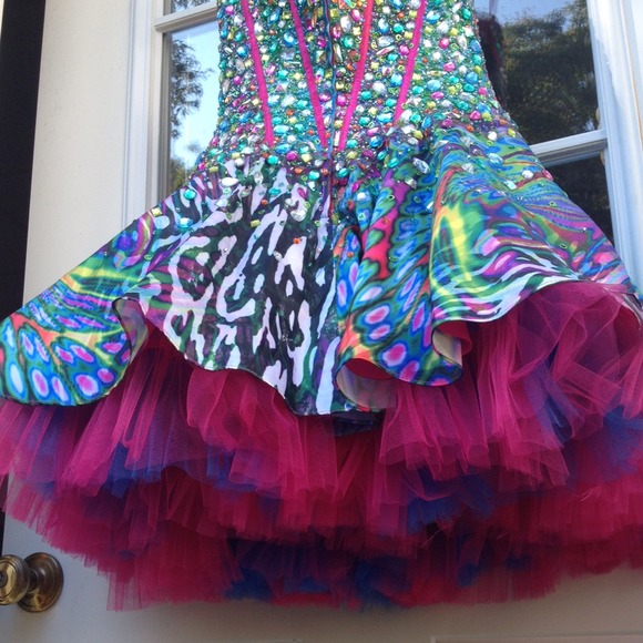 SOLD - Picture 2 of 4