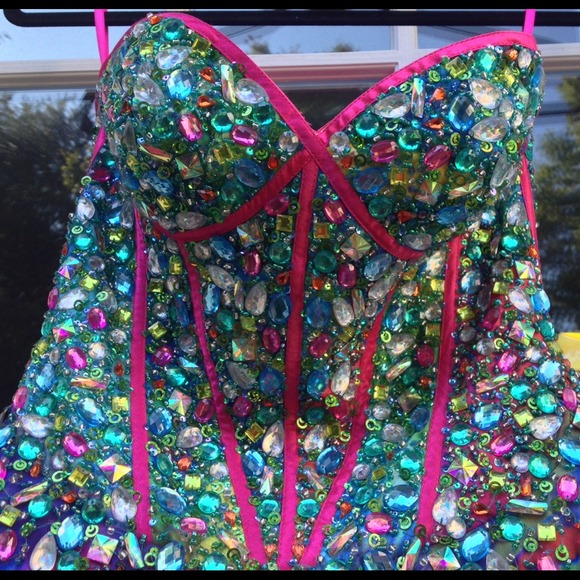 SOLD - Picture 4 of 4