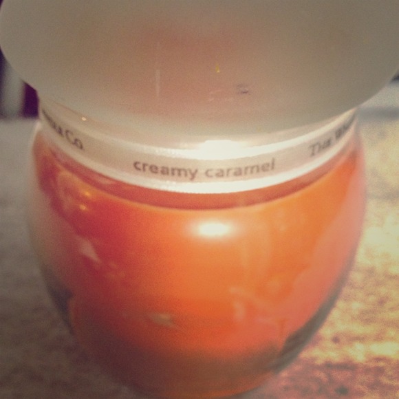 New! Limited creamy Caramel candle from BBW!