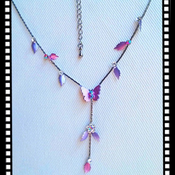 Butterfly Rhinestone Necklace - Picture 1 of 2
