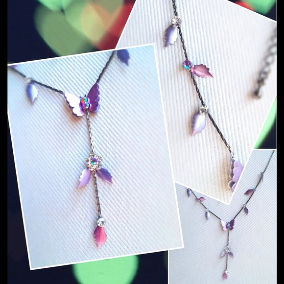 Butterfly Rhinestone Necklace - Picture 2 of 2