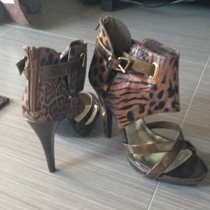 REDUCED!!!!  Tiger print pumps
