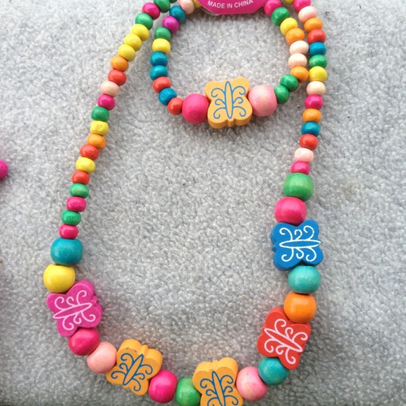 4 different styles Girls necklace and bracelet set