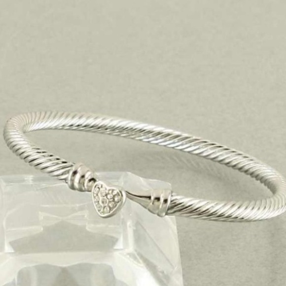 Jewelry - 🚫SOLD🚫Silver bangle with heart