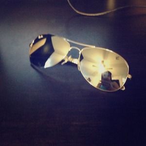 Ray ban aviator style sunglasses MAKE AN OFFER