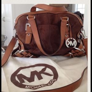 Michael Kors Handbags - Keeping😜 MICHAEL Michael Kors purse Michael Kors Handbags - Keeping😜 MICHAEL Michael Kors purse