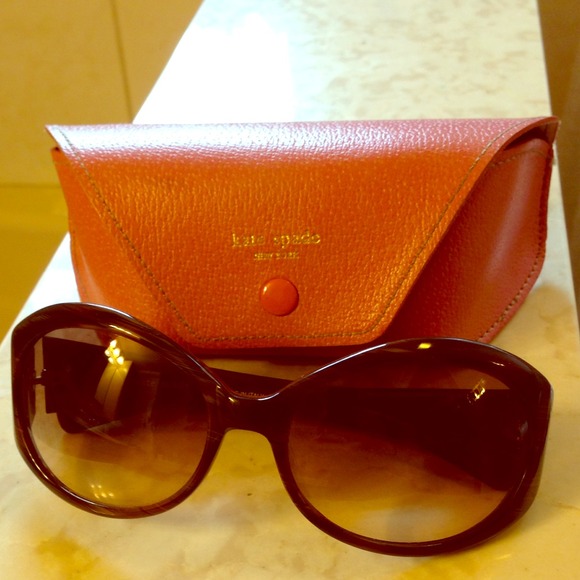 🎈🎈SOLD🎈🎈Authentic Kate Spade Sun Glasses