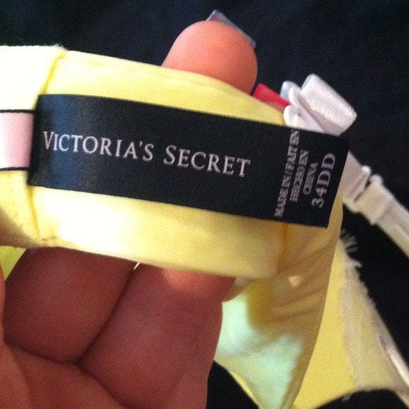Yellow/green semi push up bra by Victorias Secret - Picture 3 of 4