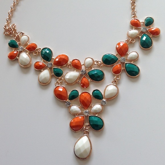 Green, orange, white, flower drop necklace - Picture 2 of 4