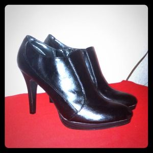 🆕Black High Heel Booties 💢PRICE REDUCED💢