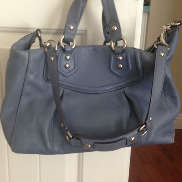 Coach - Picture 3 of 4