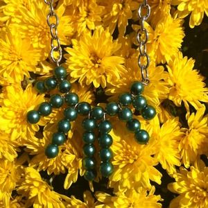 Teal glass pearl beaded "tribal" necklace!