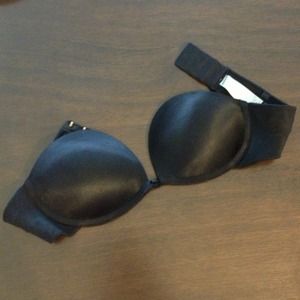 Victoria's Secret Very Sexy Strapless 32A