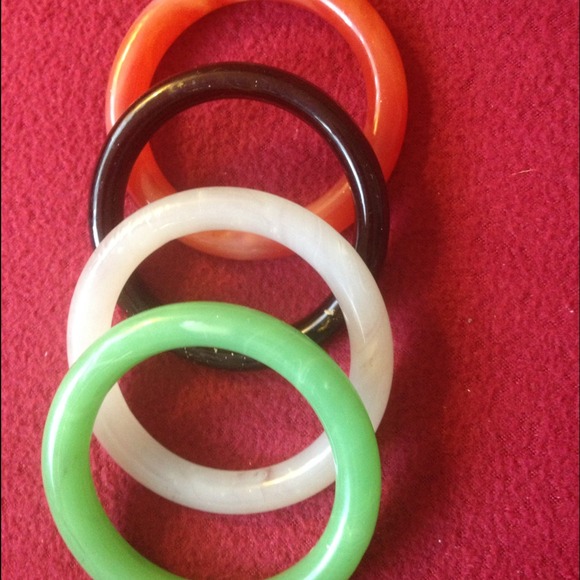 4 crystal bangles