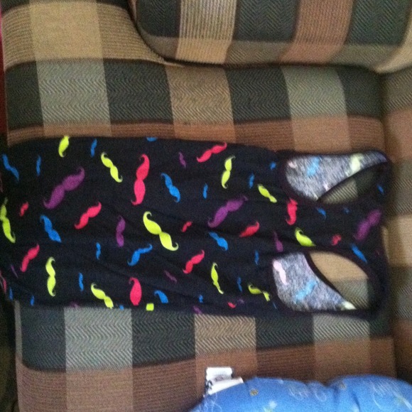 Racer back tank top - Picture 2 of 2