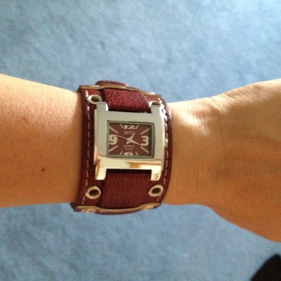 **SOLD**Retro Red Leather Bracelet