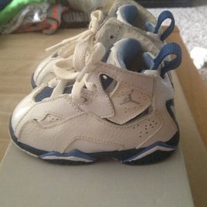 Gently worn Blue/white Jordan's