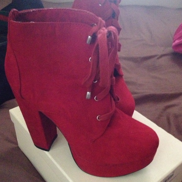 Red chunkys ;) - Picture 2 of 2