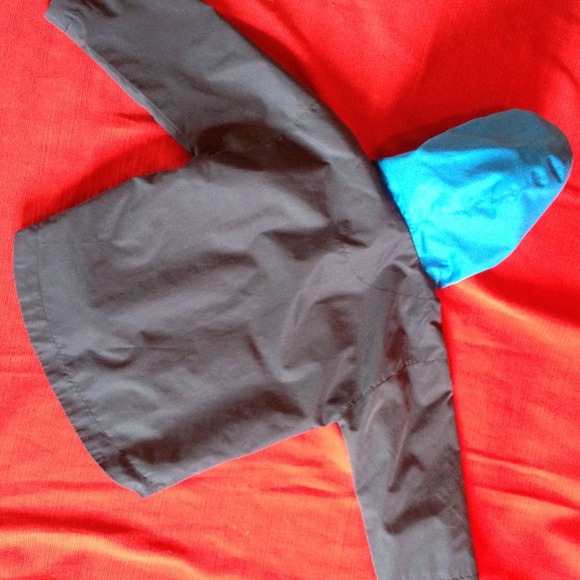 NIKE Jacket - Picture 2 of 4