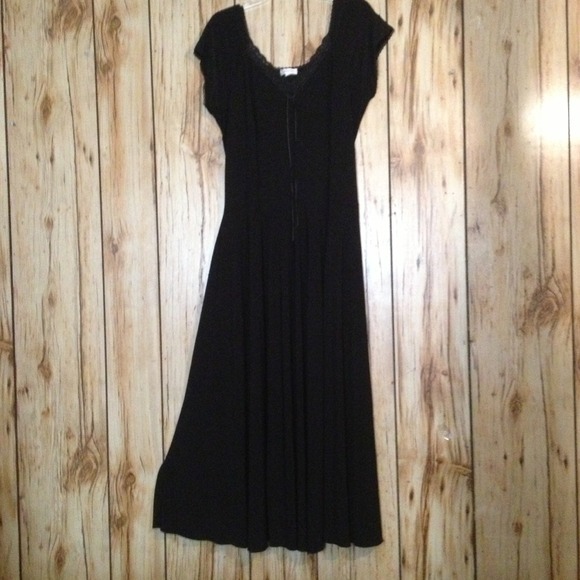 Bundle Black cap, keys, and Velvet dress