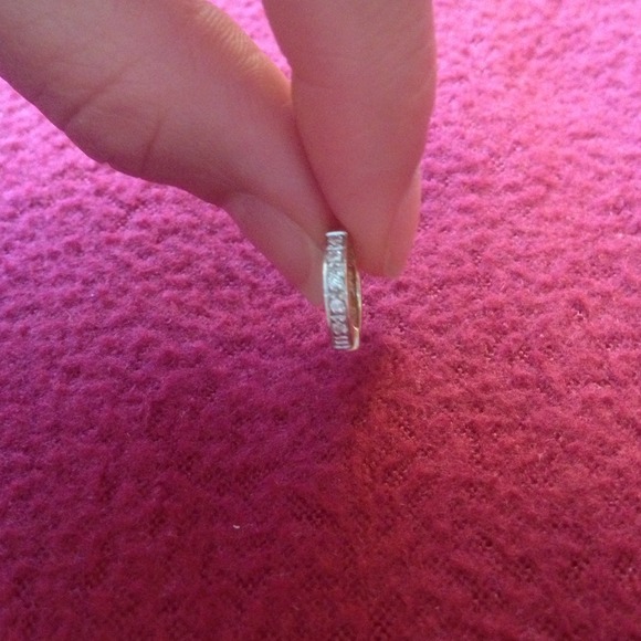 14k solid gold with 5 small diamonds