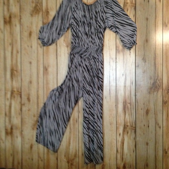 ✨Zebra✨Palazzo jumpsuit