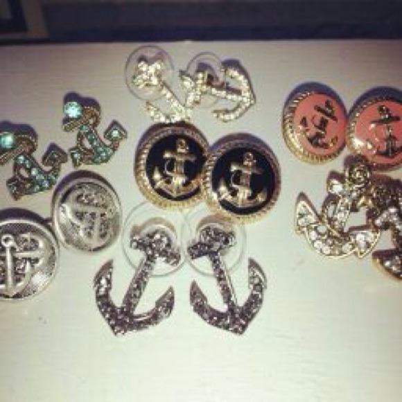 Cute nautical Anchor earrings!