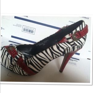 Zebra heels and tulle skirt