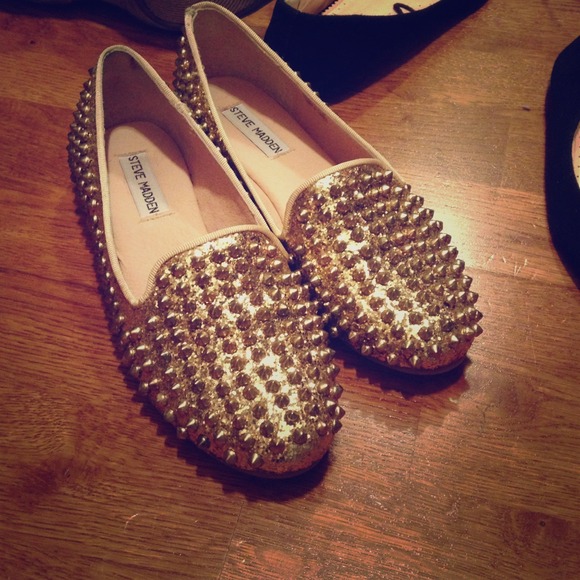 Steve Madden gold studded Loafers