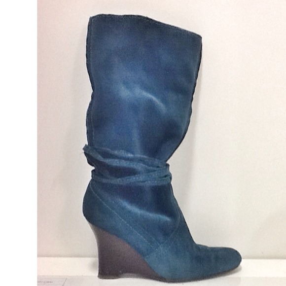 Nine West teal suede boots