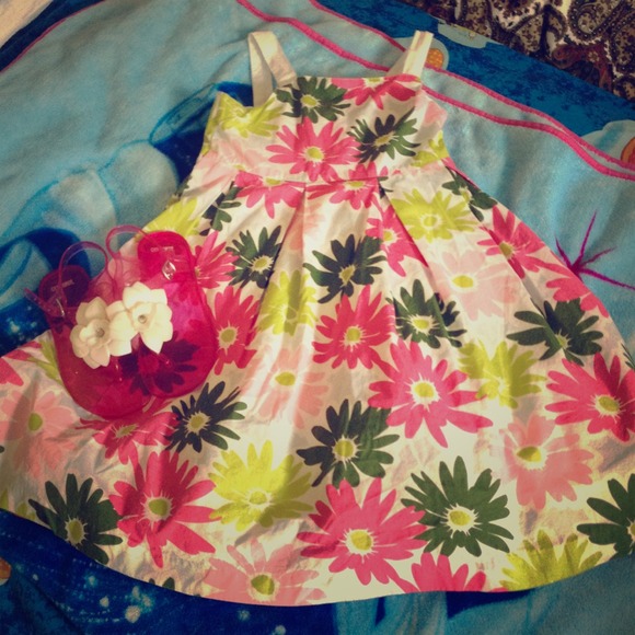 Flower cocktail dress 🌟- SOLD