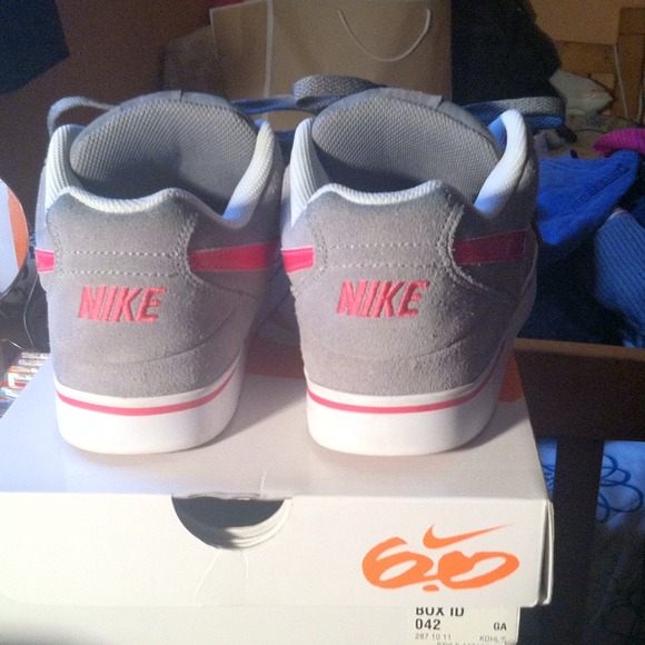 SOLD - Picture 4 of 4