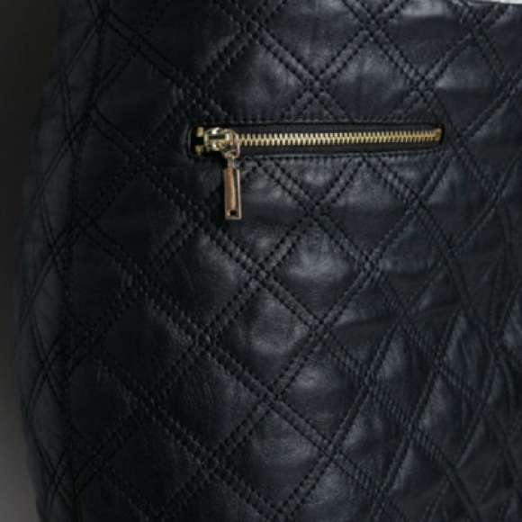 Quilted leather mini skirt - Picture 3 of 3