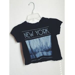 ✨SOLD✨ BRANDY MELVILLE rare New York tee 💕