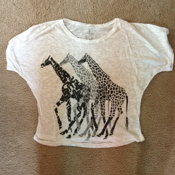 white giraffe shirt
