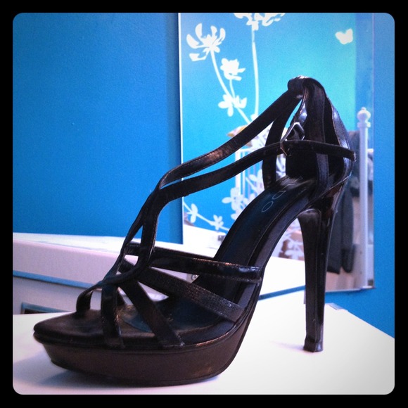 Sexy Black 4" aldo heels - Picture 1 of 3