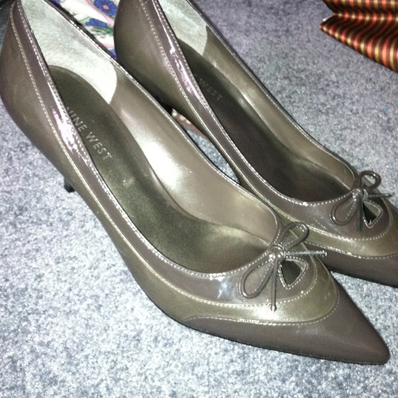 Two tone grey kitten heels by Nine West