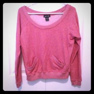 Long sleeve pink sweater!