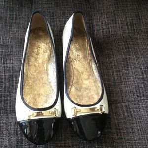 NWOT navy and cream flats