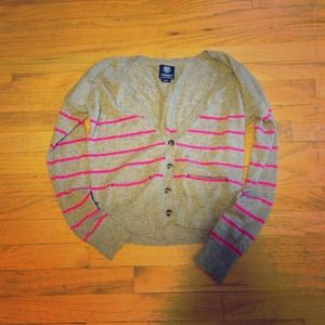 American eagle grey hot pink sweater