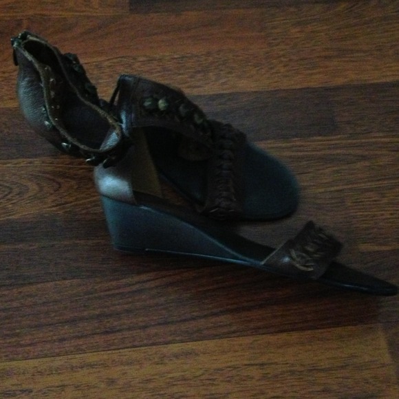 Nine West - Picture 3 of 4