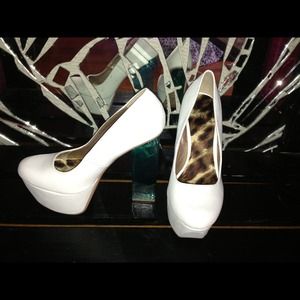 White platform Pumps w/ Green Lucite Heel