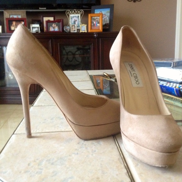 ⛔️SOLD⛔️❤Jimmy Choo suede platform pumps 😍 - Picture 1 of 4