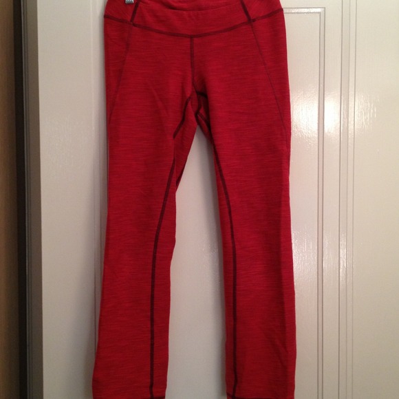 Lululemon Verve Pant -cranberry slub denim 8 (4,6)
