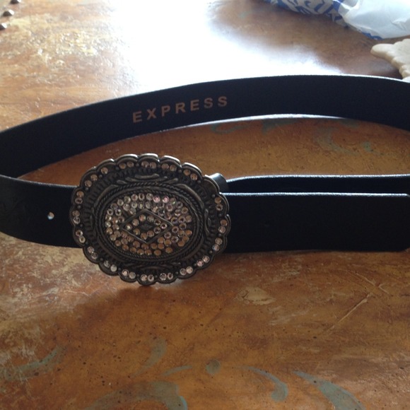 Sold - Picture 2 of 4