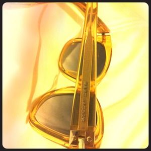 Women Marc Jacobs sunglasses