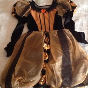Halloween costume