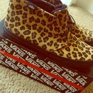 VANS Chukka boots slim sz 8.5