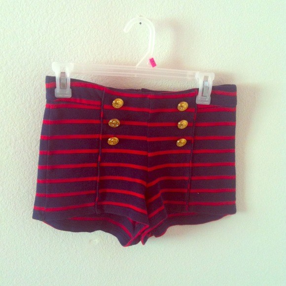 High Waisted Captain Shorts